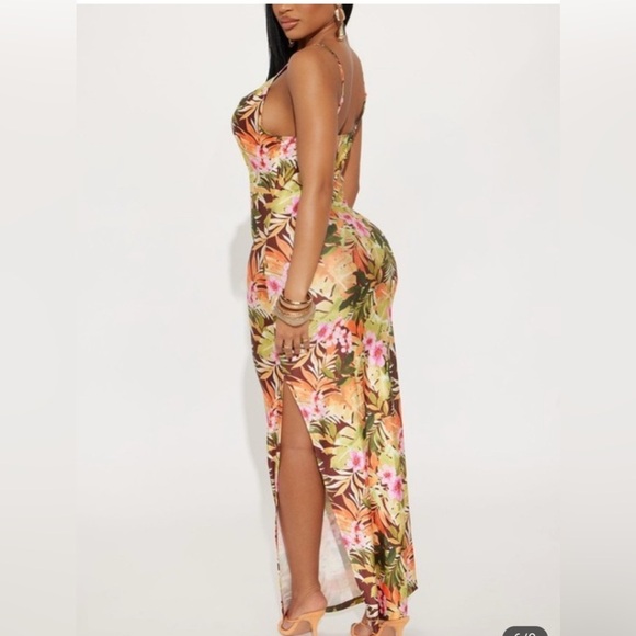 FLORAL Maxi Dress with Tropical Print - Picture 4 of 5